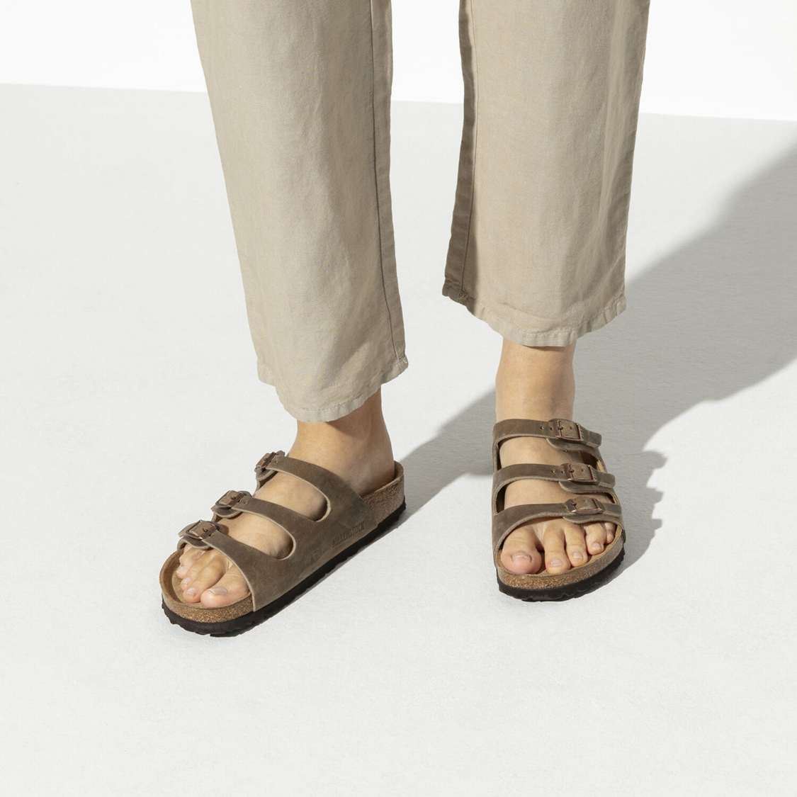 Brown Birkenstock Florida Soft Footbed Oiled Leather Women's Multi Strap Sandals | WTnZmquLp79