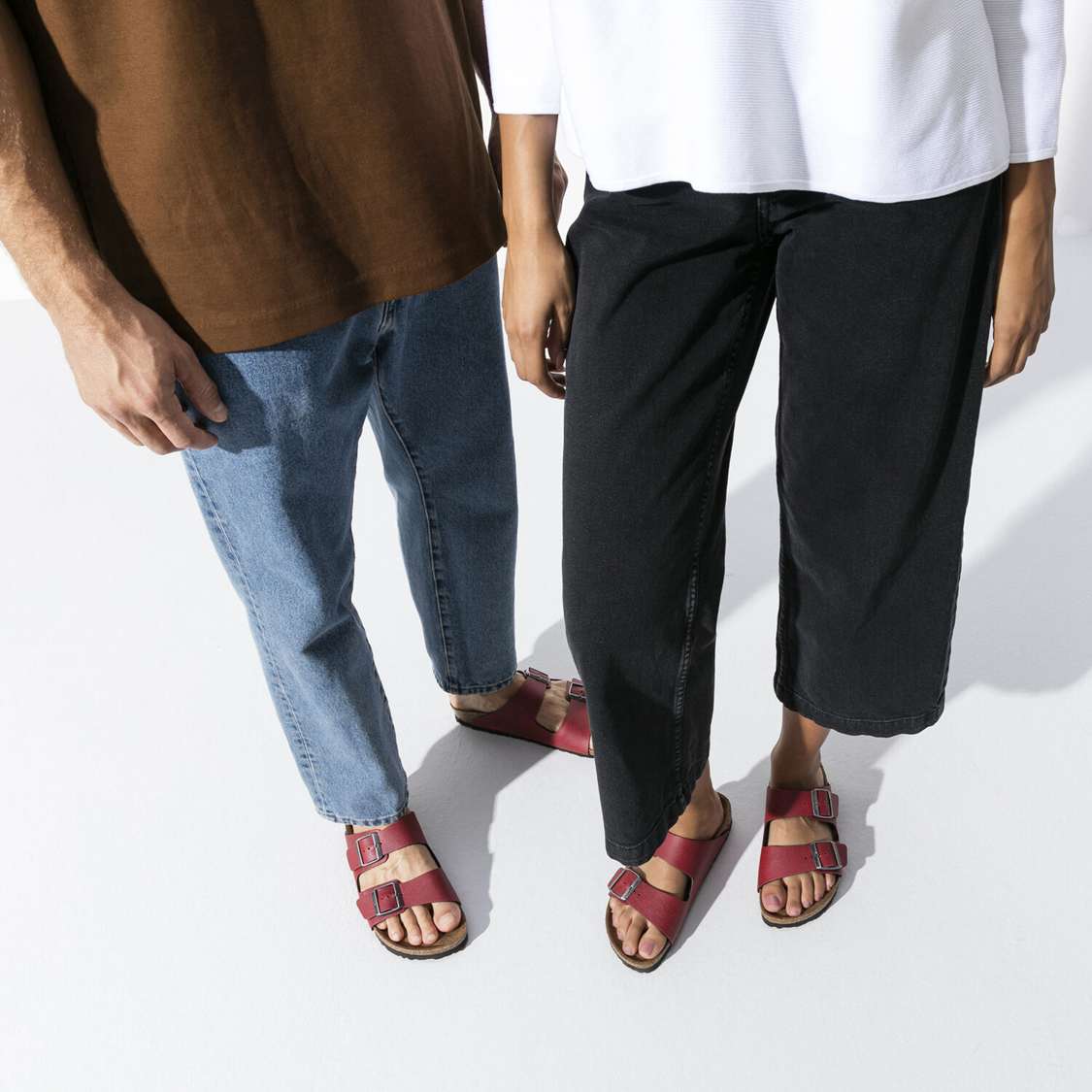 Burgundy Birkenstock Arizona Vegan Birko-Flor Men's Two Strap Sandals | BzHHlN7sD5Z