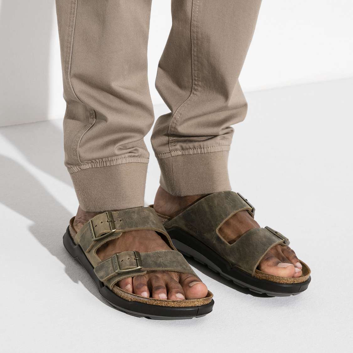 Khaki Birkenstock Arizona Cross Town Oiled Leather Men's Two Strap Sandals | LluJysPZrhz