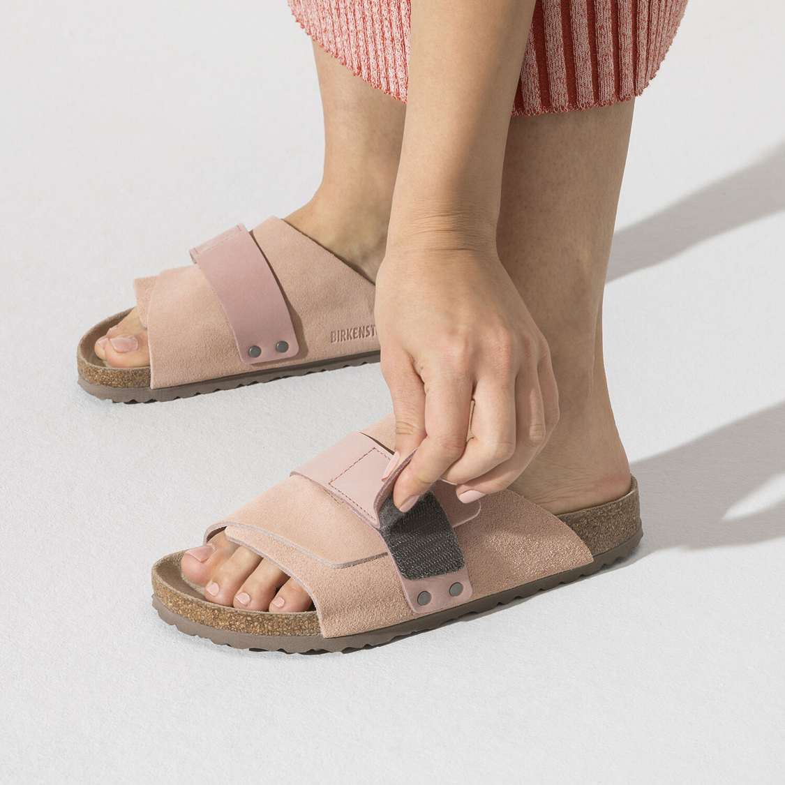 Pink Birkenstock Kyoto Soft Footbed Nubuck/Suede Leather Men's One Strap Sandals | 32wdxFEASQG