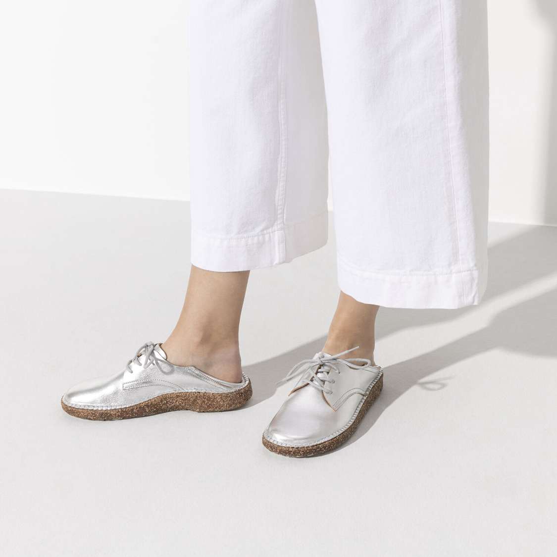 Silver Birkenstock Gary Leather Women's Low Shoes | SiVAj597LYr